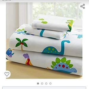 Toddler bed sheets